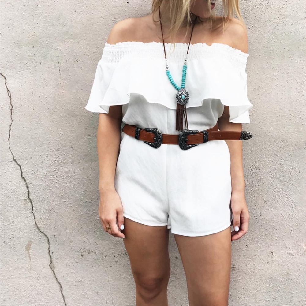 White American threads off the shoulder romper